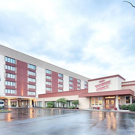 Red Lion Hotel & Conference Center - Seattle/Renton Exterior photo